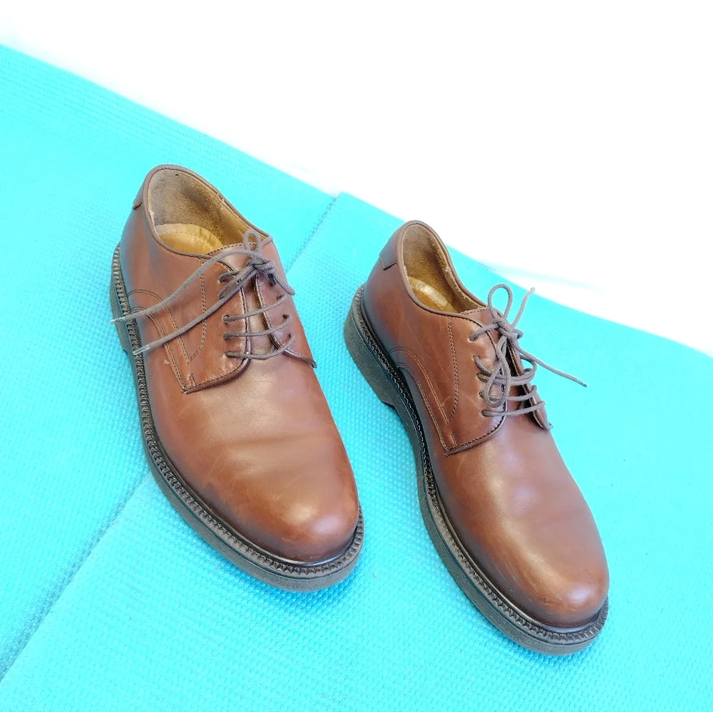 G.H. Bass & Co Men's Lace Up Leather Dress Shoes Brown Size 9.5